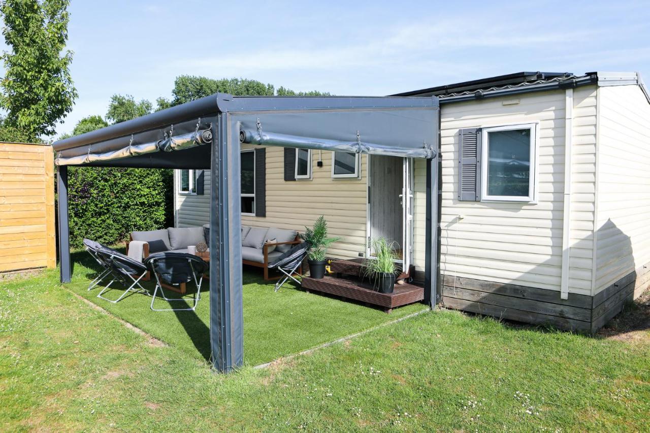 Chalet op 5* camping de Paardekreek Kortgene Eksteriør billede
