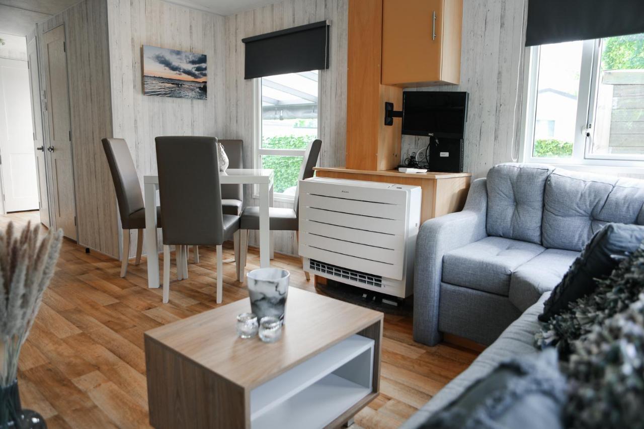 Chalet op 5* camping de Paardekreek Kortgene Eksteriør billede
