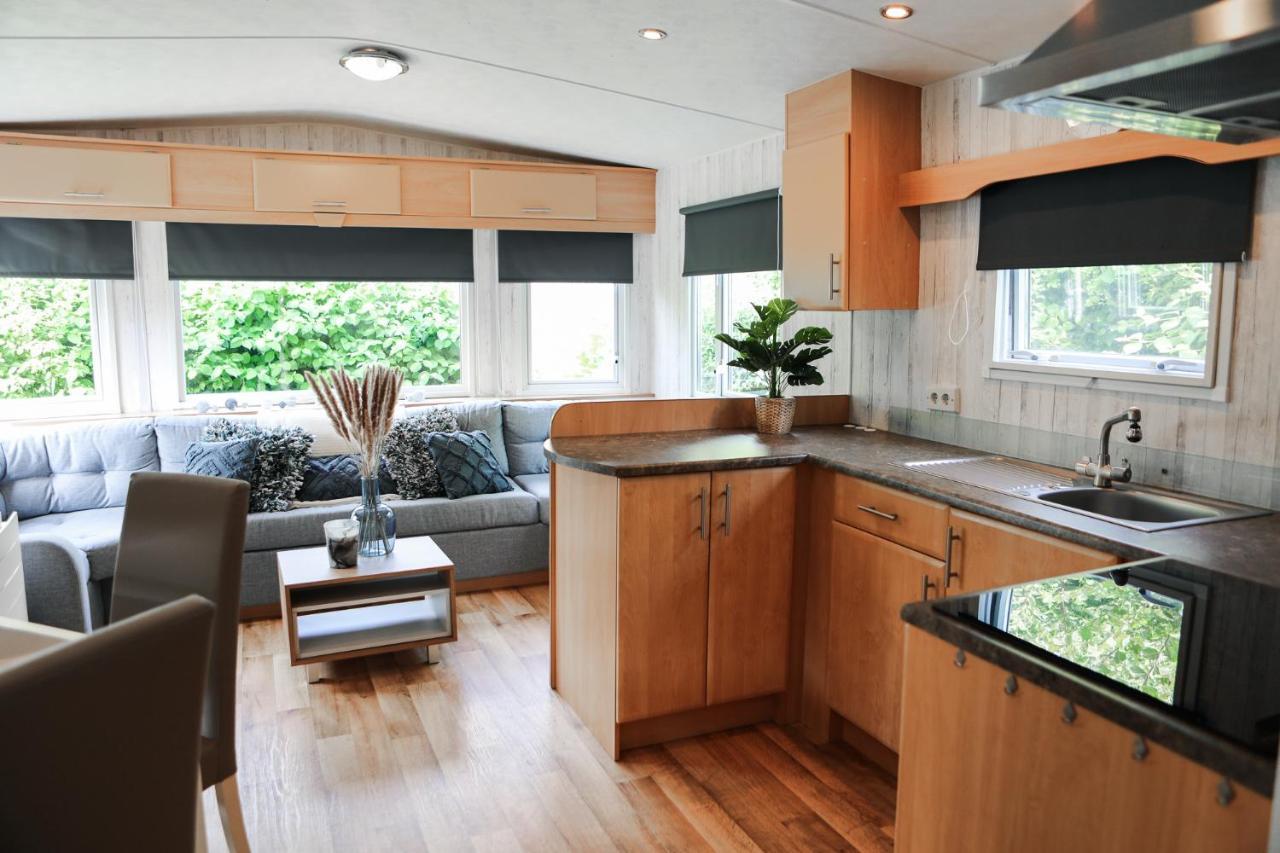Chalet op 5* camping de Paardekreek Kortgene Eksteriør billede