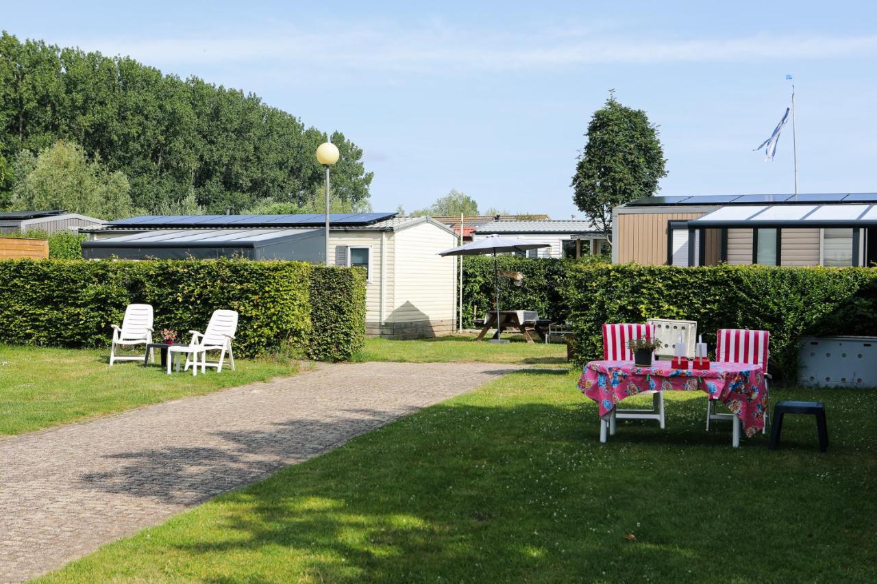 Chalet op 5* camping de Paardekreek Kortgene Eksteriør billede