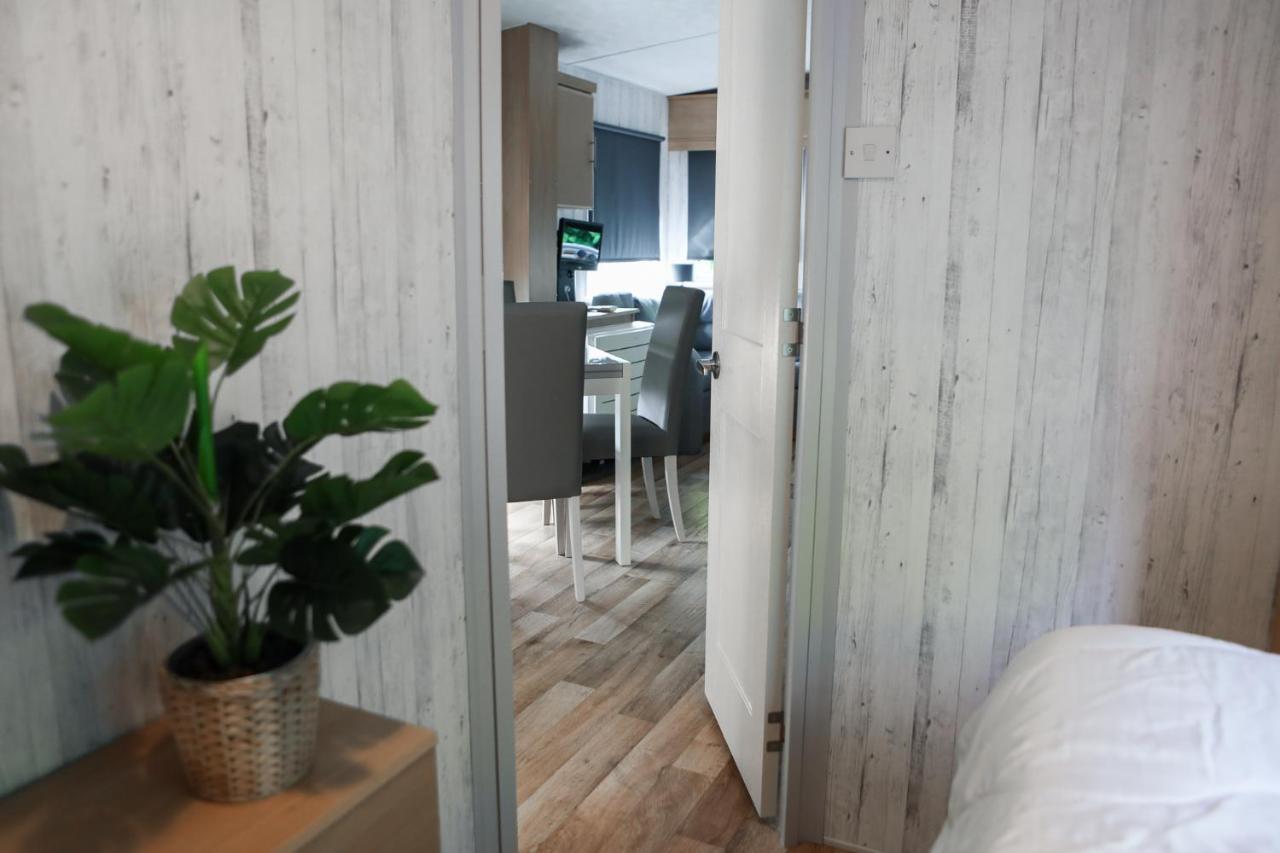 Chalet op 5* camping de Paardekreek Kortgene Eksteriør billede